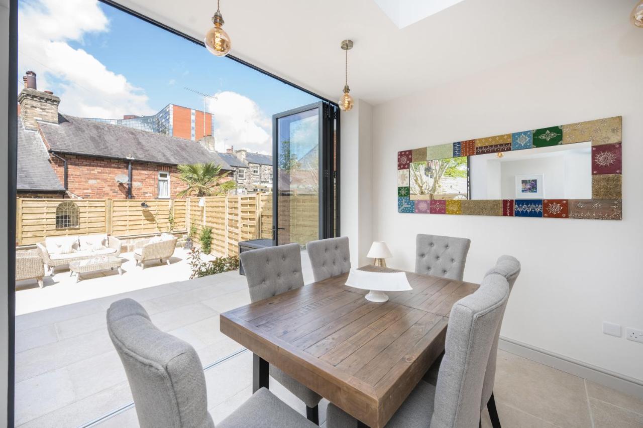 Townhouse By Harrogate Serviced Apartments Екстериор снимка