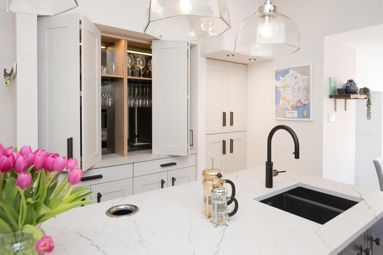 Townhouse By Harrogate Serviced Apartments Екстериор снимка