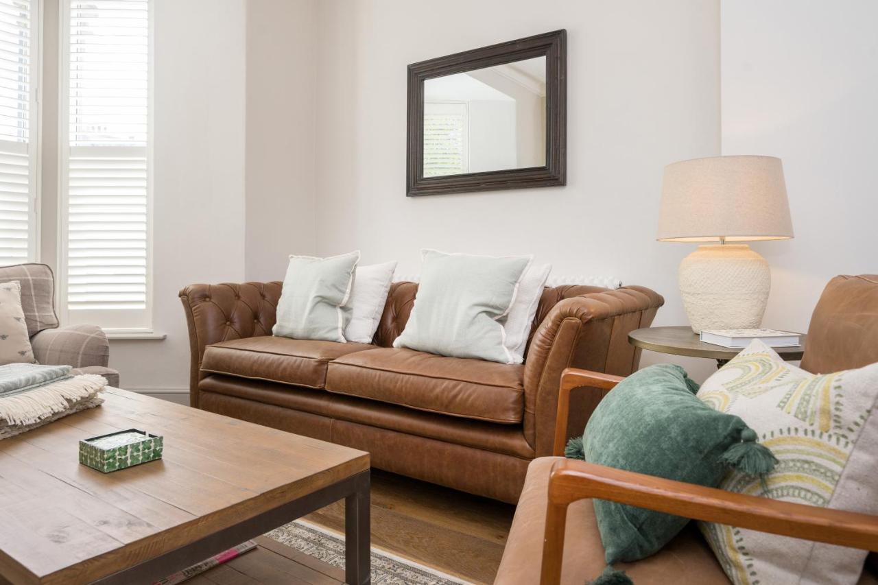 Townhouse By Harrogate Serviced Apartments Екстериор снимка
